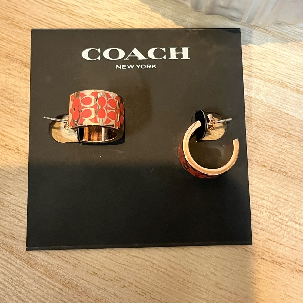 Coach Signature ‘C’ Pink Cuff Earrings NwT